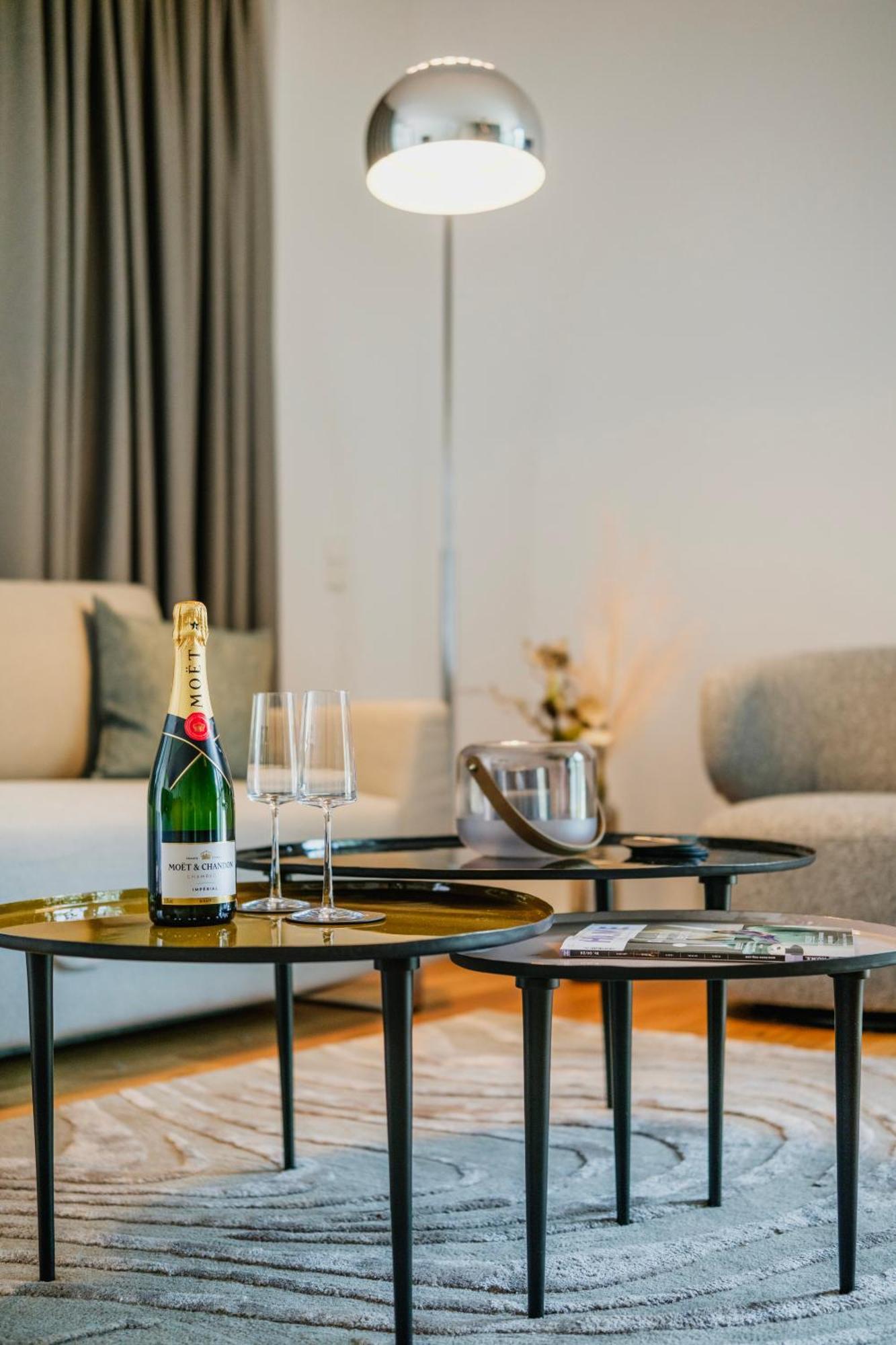 Marina Apartment Seeflair Saarow Mit Pool & Sauna Bad Saarow Exteriör bild
